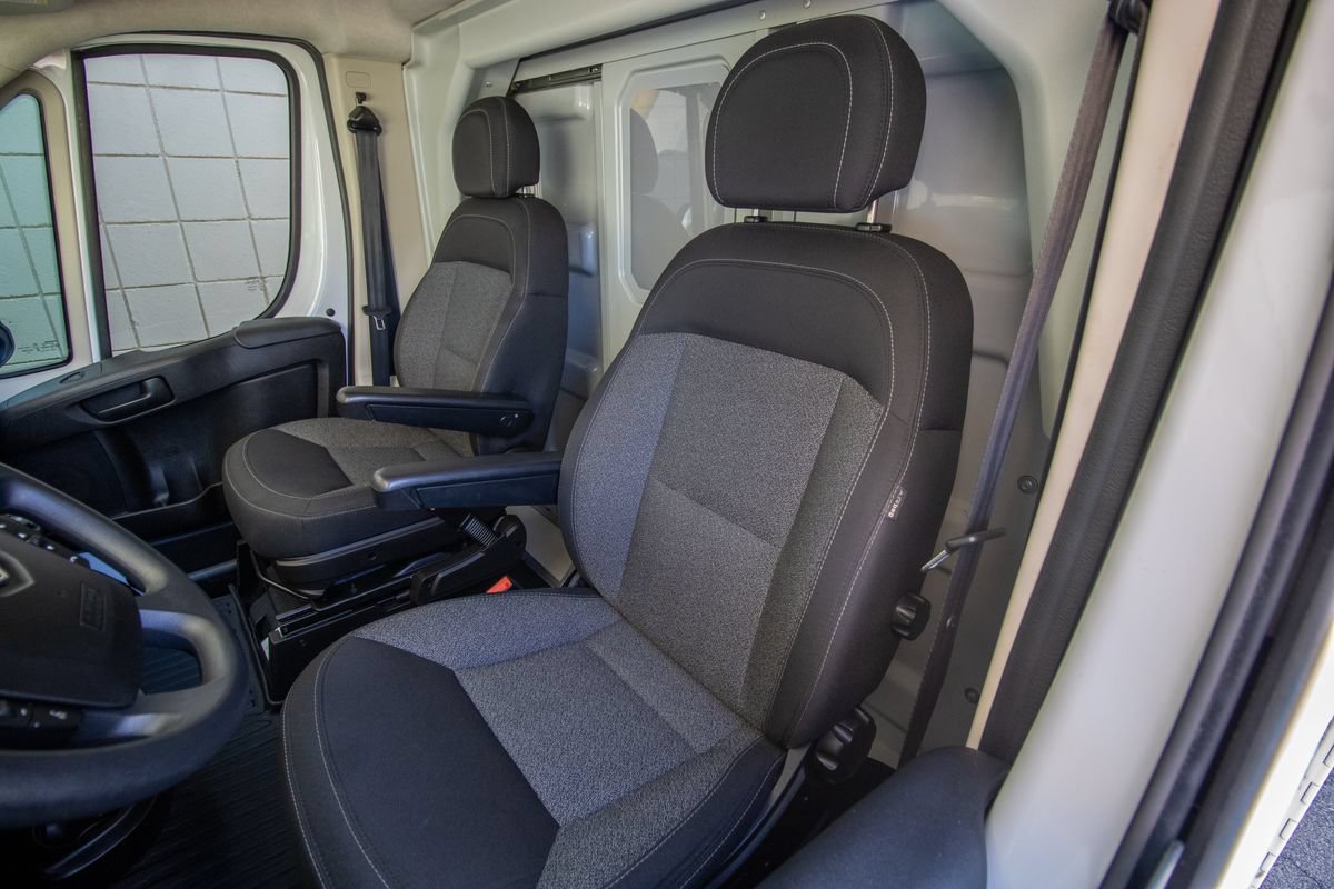 Used 2018 RAM ProMaster 3500 w/ Premium Appearance Group FWD image 15