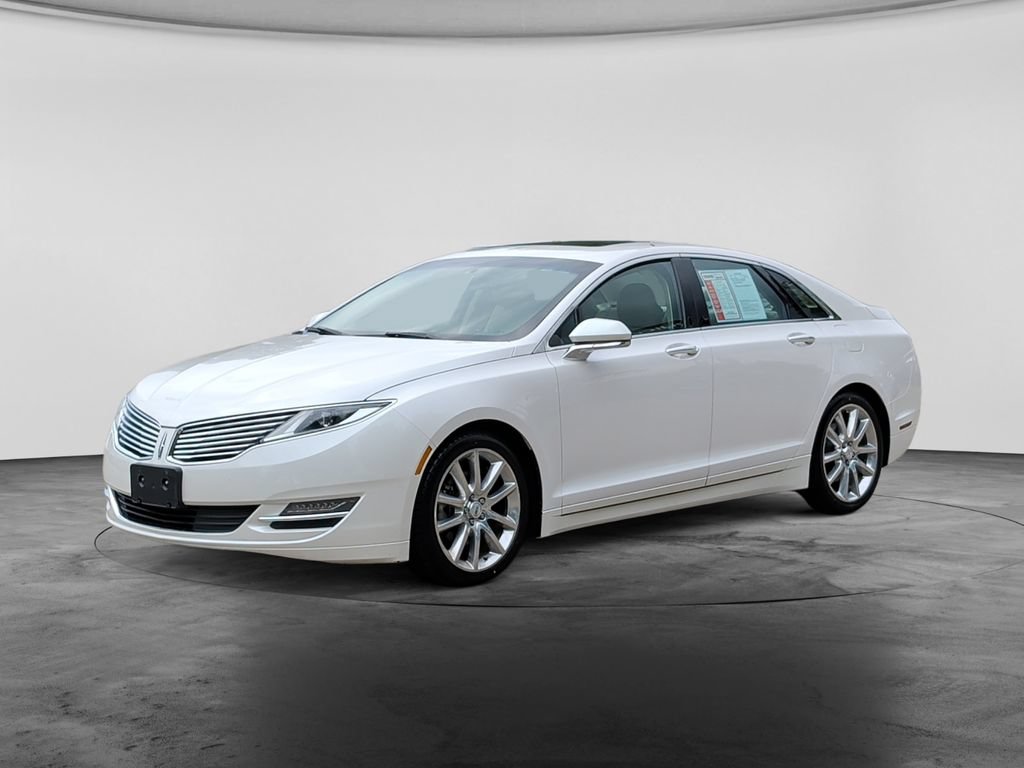 Used 2016 Lincoln MKZ w/ Equipment Group 300A Reserve FWD image 3