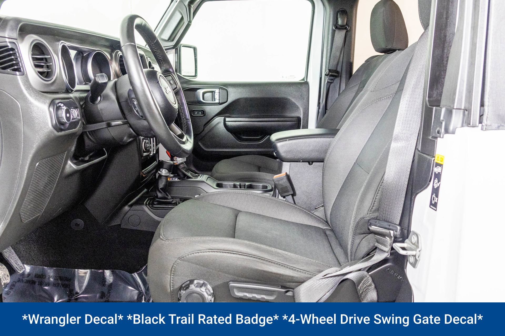 Used 2021 Jeep Wrangler Willys w/ LED Headlamp & Fog Lamp Group image 26