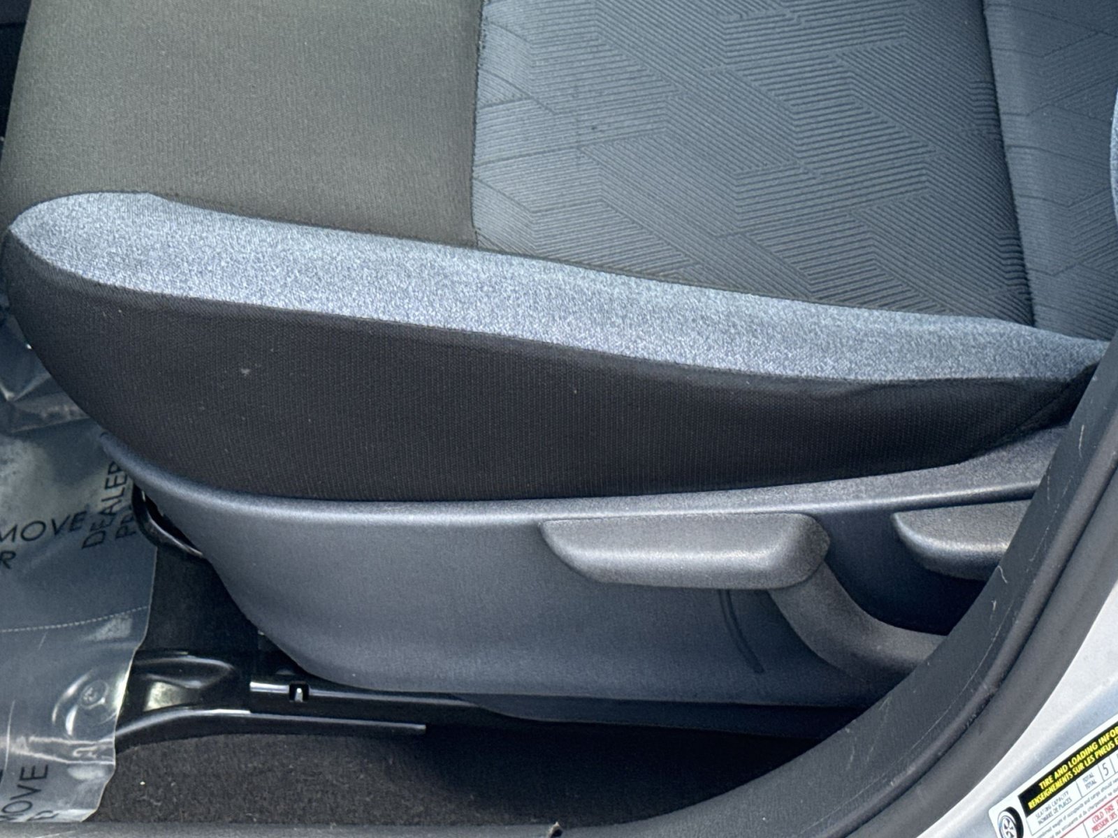 Used 2025 Nissan Versa SV FWD image 14