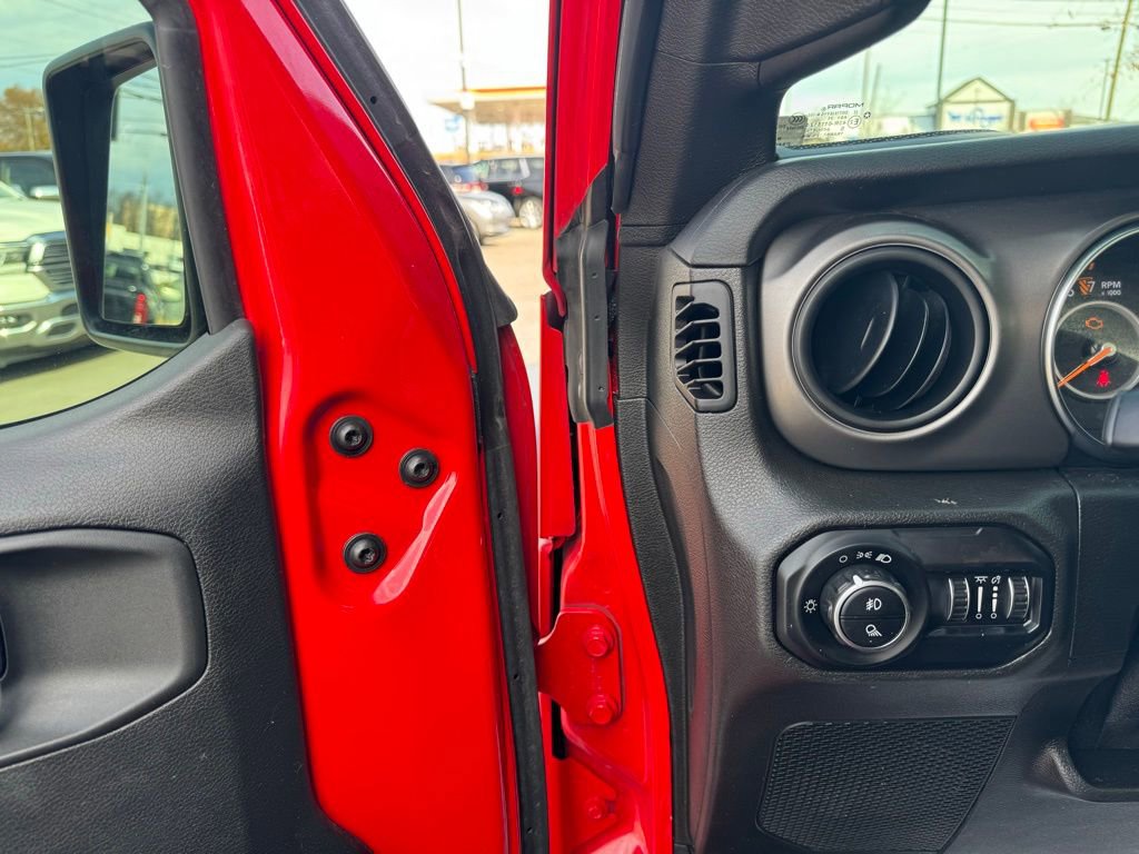 Used 2021 Jeep Gladiator Sport w/ Trailer Tow Package image 12