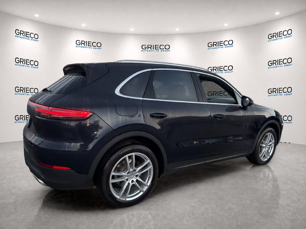 Used 2023 Porsche Cayenne Platinum Edition AWD/4WD image 7