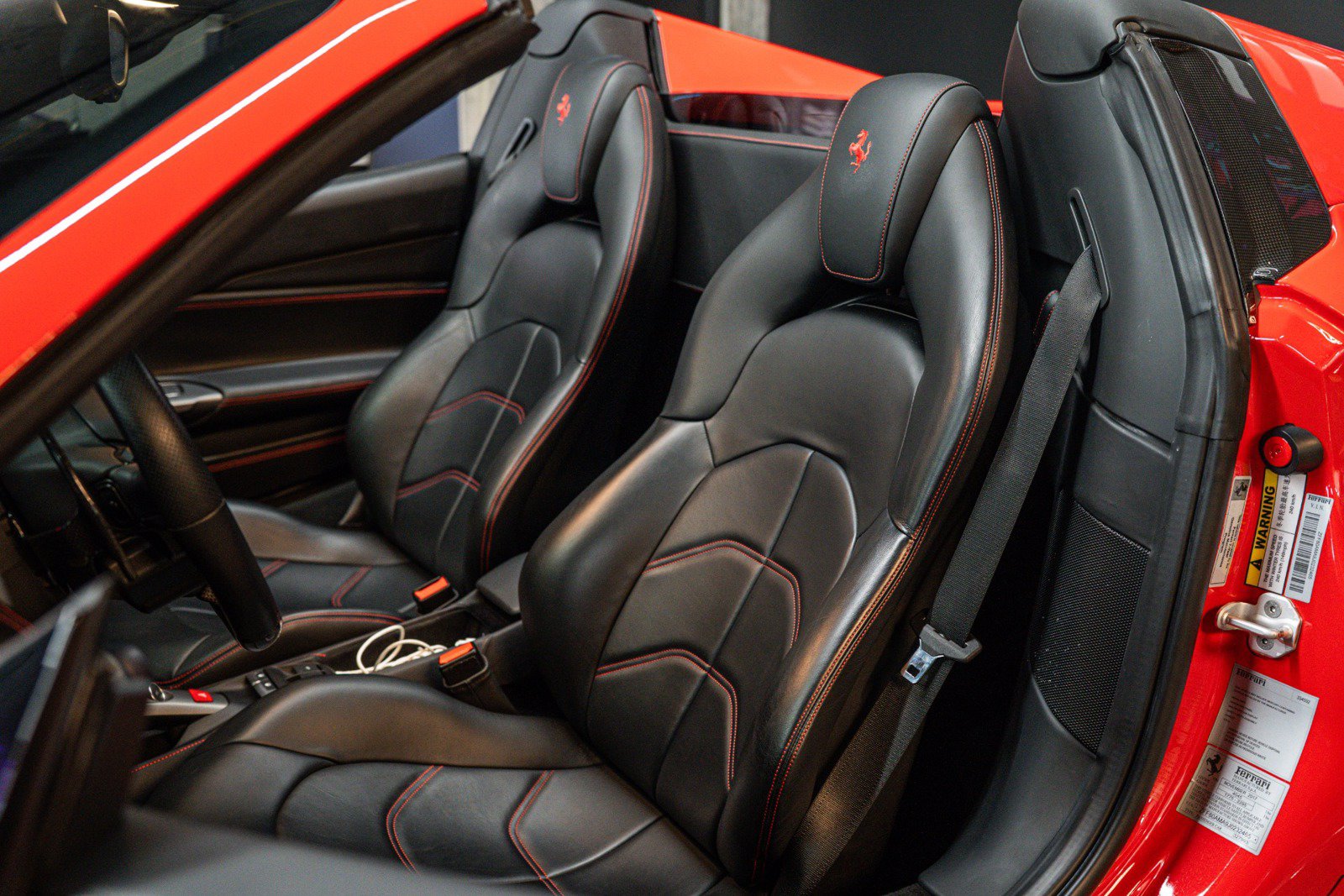 Used 2018 Ferrari 488 Spider RWD image 7
