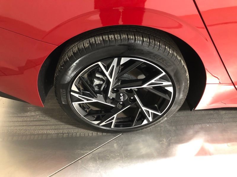 New 2025 Kia K5 GT-Line image 9