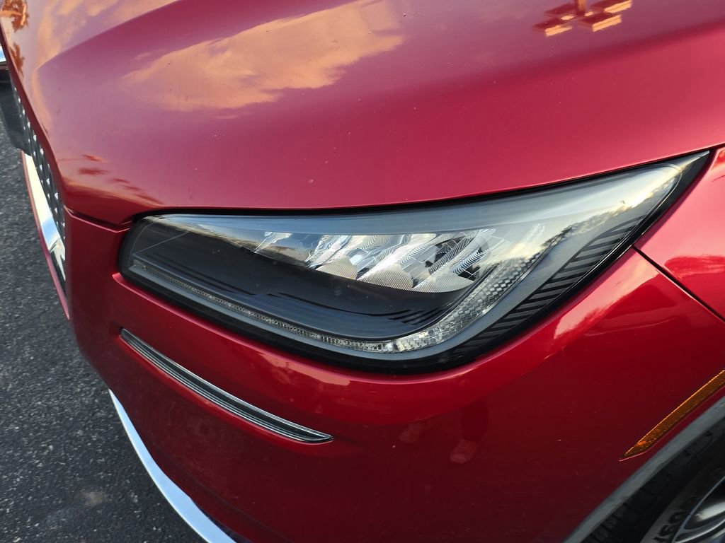 Used 2021 Lincoln Corsair FWD image 9