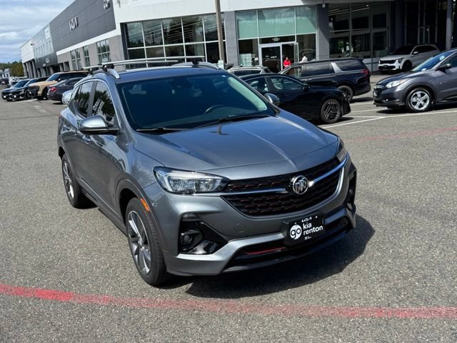 Used 2021 Buick Encore GX Select w/ Sport Touring Package FWD image 3