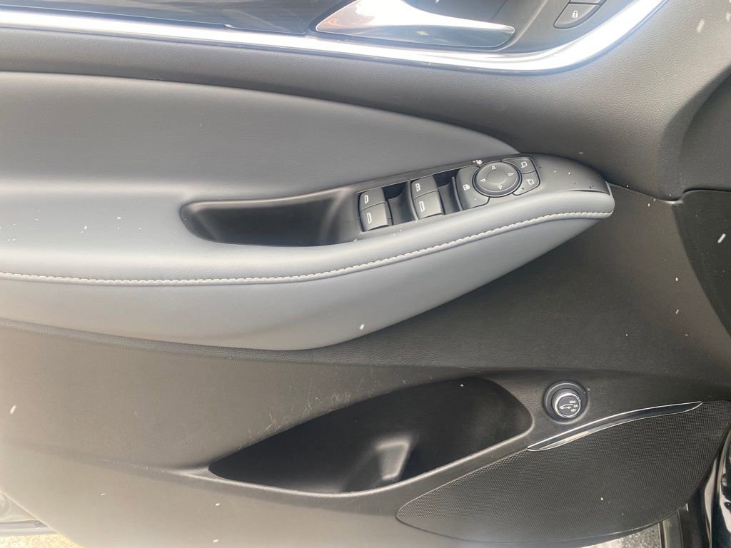 Used 2023 Buick Enclave Essence w/ Trailering Package, 5000 lbs. image 13