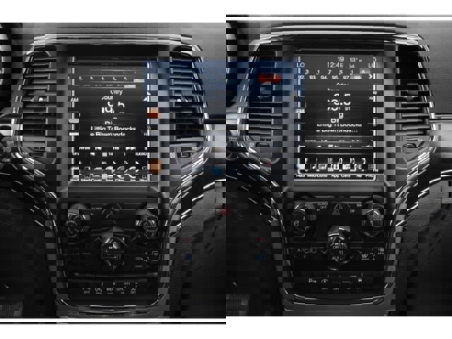 Used 2018 Jeep Grand Cherokee Limited image 10