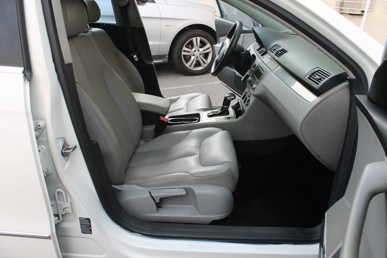 Used 2006 Volkswagen Passat 2.0T image 31