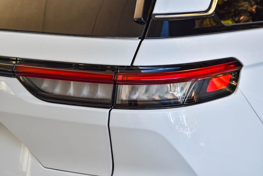 Used 2022 Jeep Grand Cherokee Limited 4xe w/ Luxury Tech Group II image 7