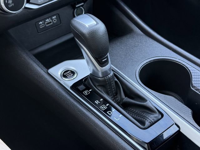 Used 2025 Nissan Altima 2.5 SV image 19