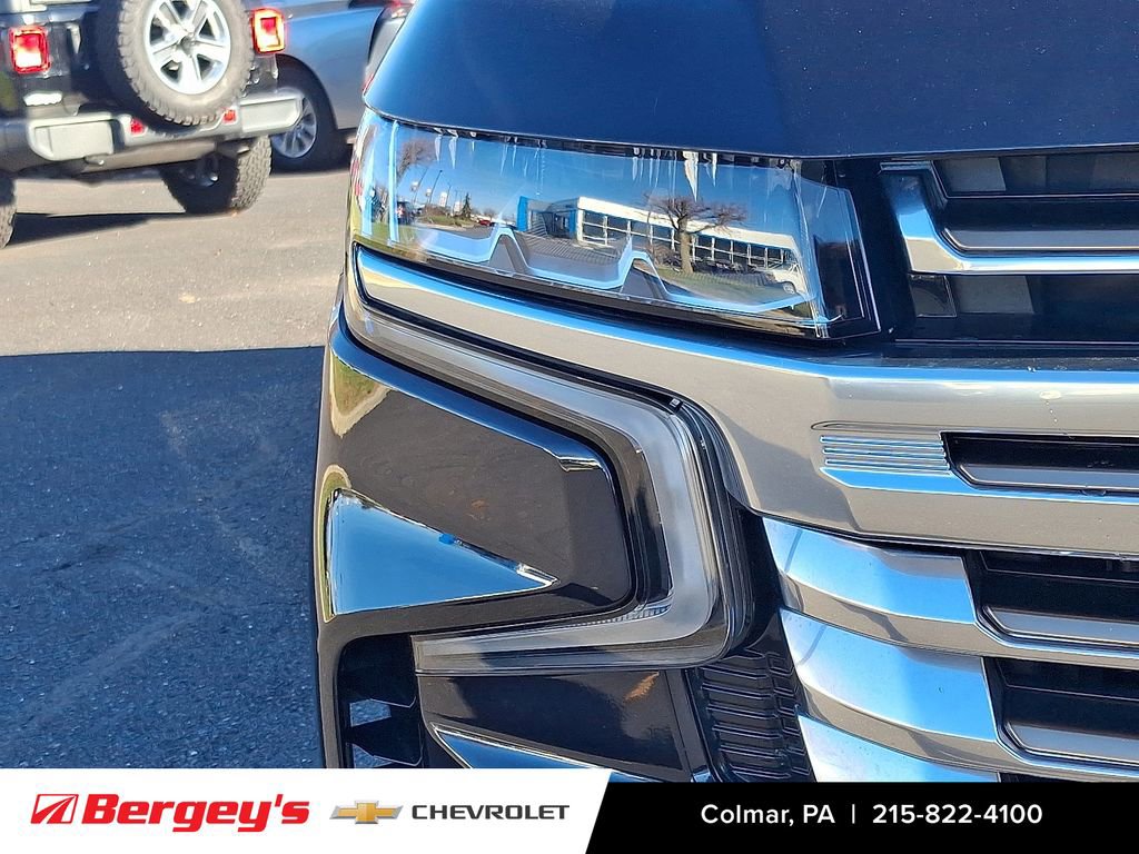 Used 2022 Chevrolet Tahoe High Country image 11