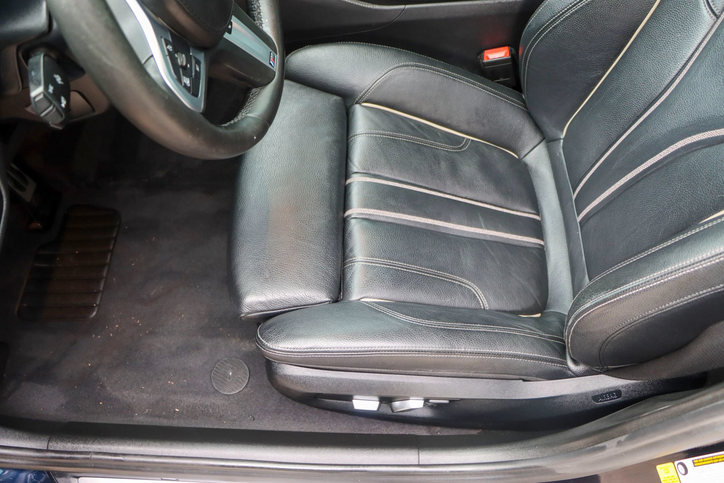 Used 2017 BMW 540i RWD image 16