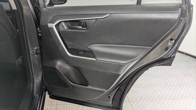 Used 2020 Toyota RAV4 LE w/ All Weather Liner Package AWD/4WD image 19