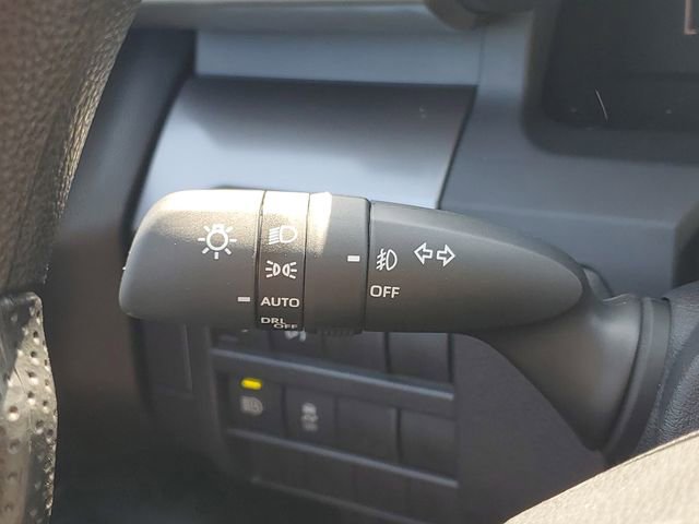 Used 2025 Toyota Tacoma SR5 image 17