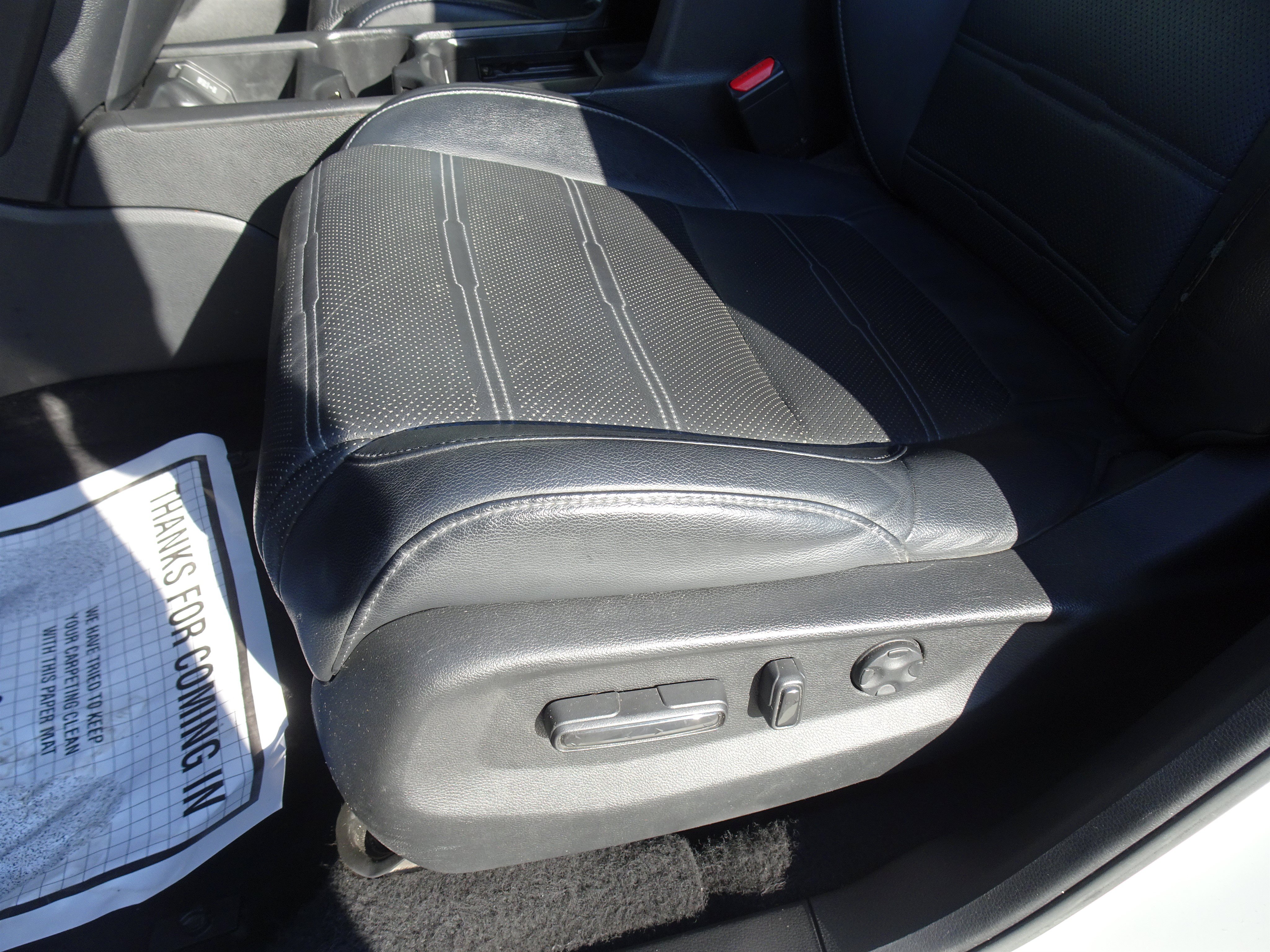 Used 2017 Honda CR-V EX-L image 10