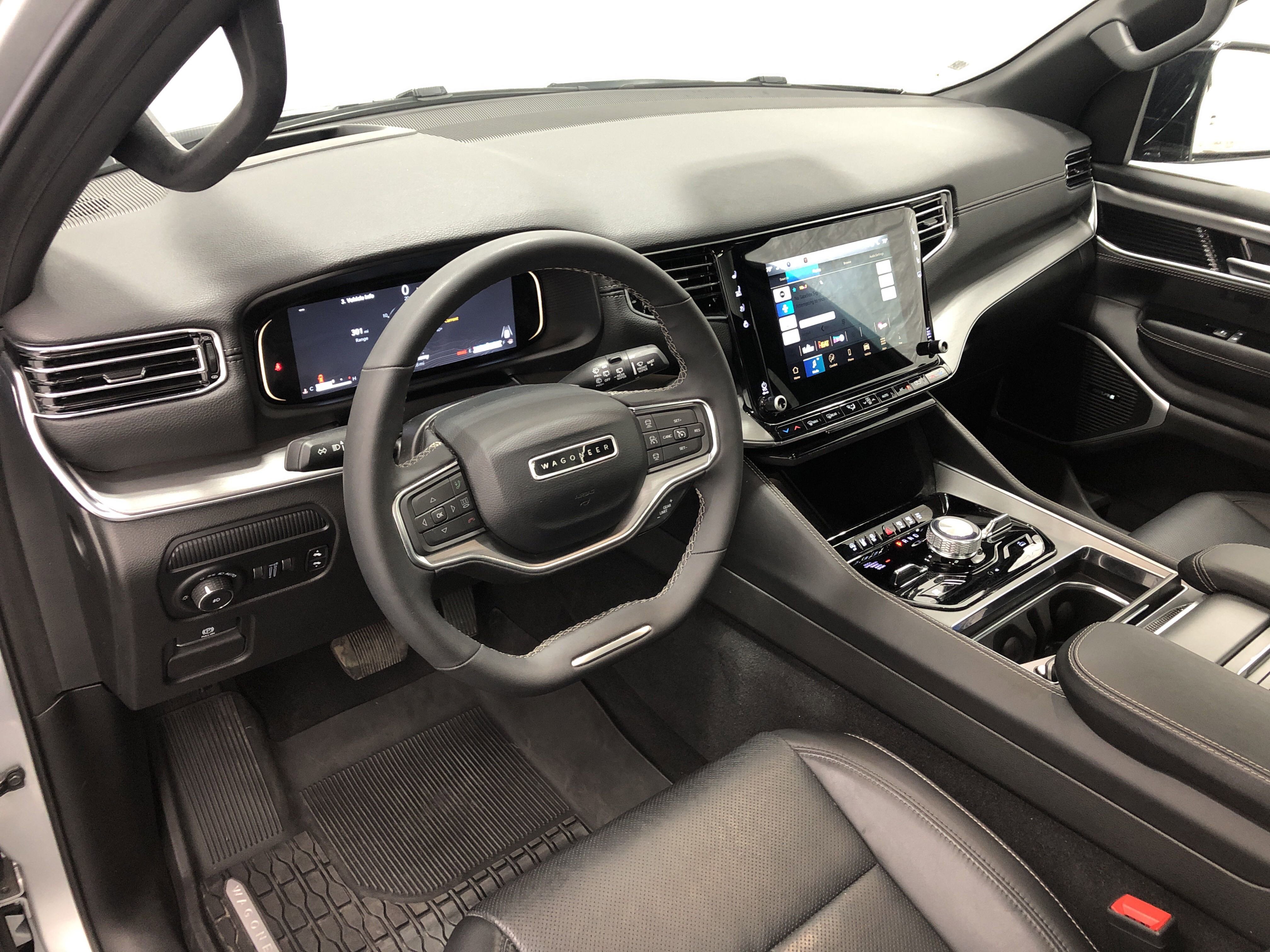 Used 2024 Jeep Wagoneer Series II w/ Convenience Group I image 11