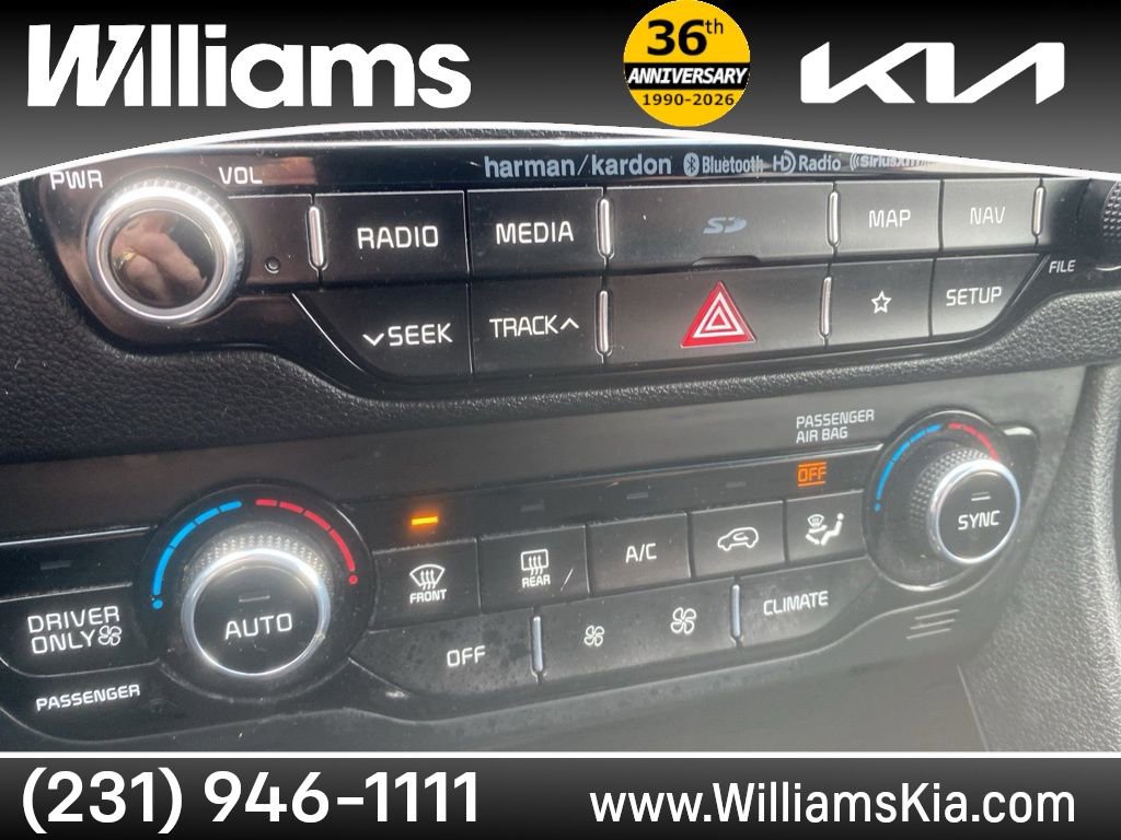 Used 2019 Kia Niro S Touring image 29