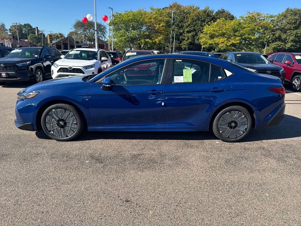 New 2026 Toyota Camry SE image 4