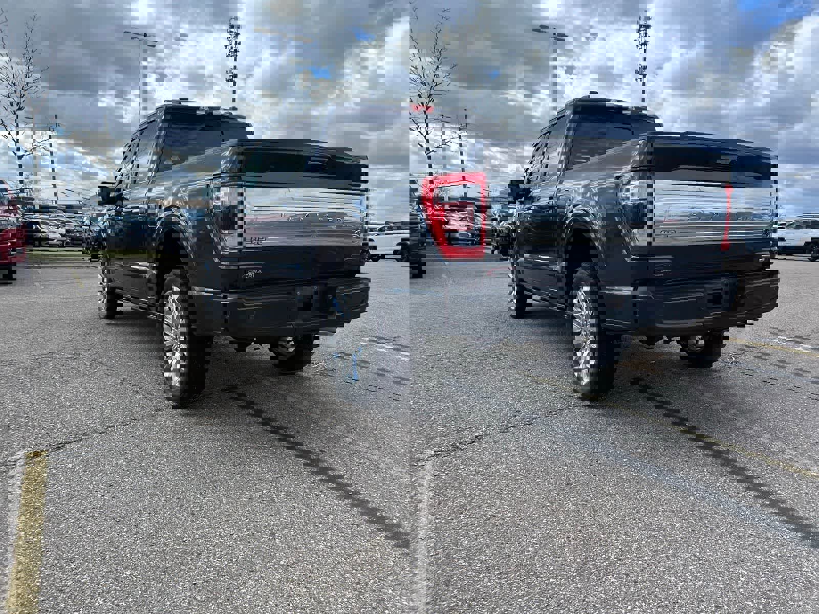 Used 2022 Ford F150 Limited image 26