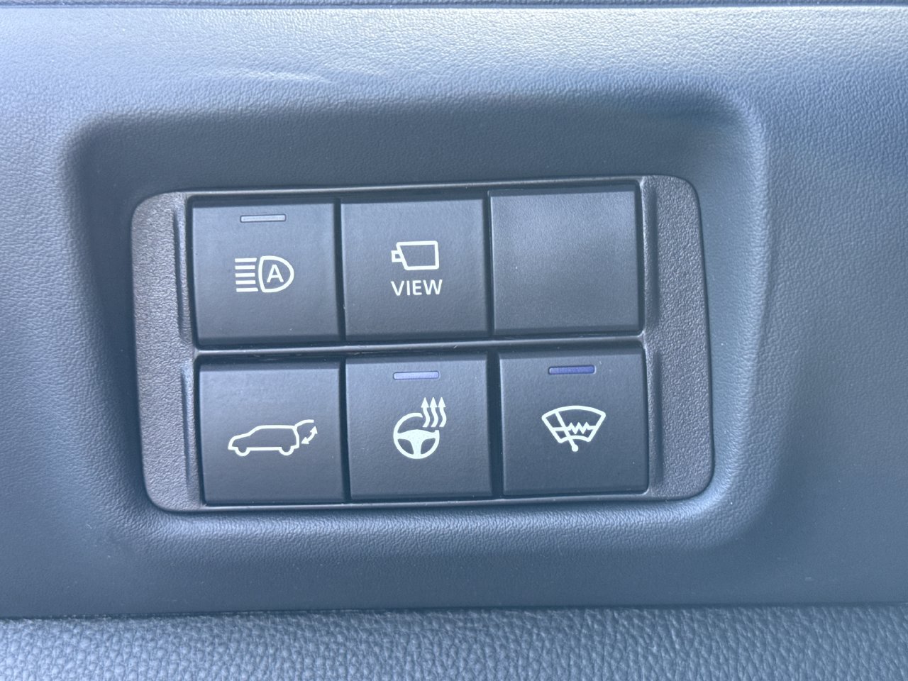Used 2022 Toyota Highlander Platinum AWD/4WD image 19