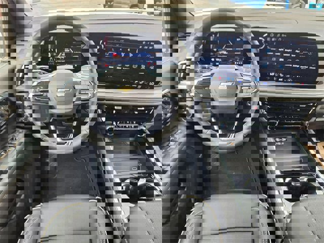 New 2025 Chevrolet Suburban Premier image 23