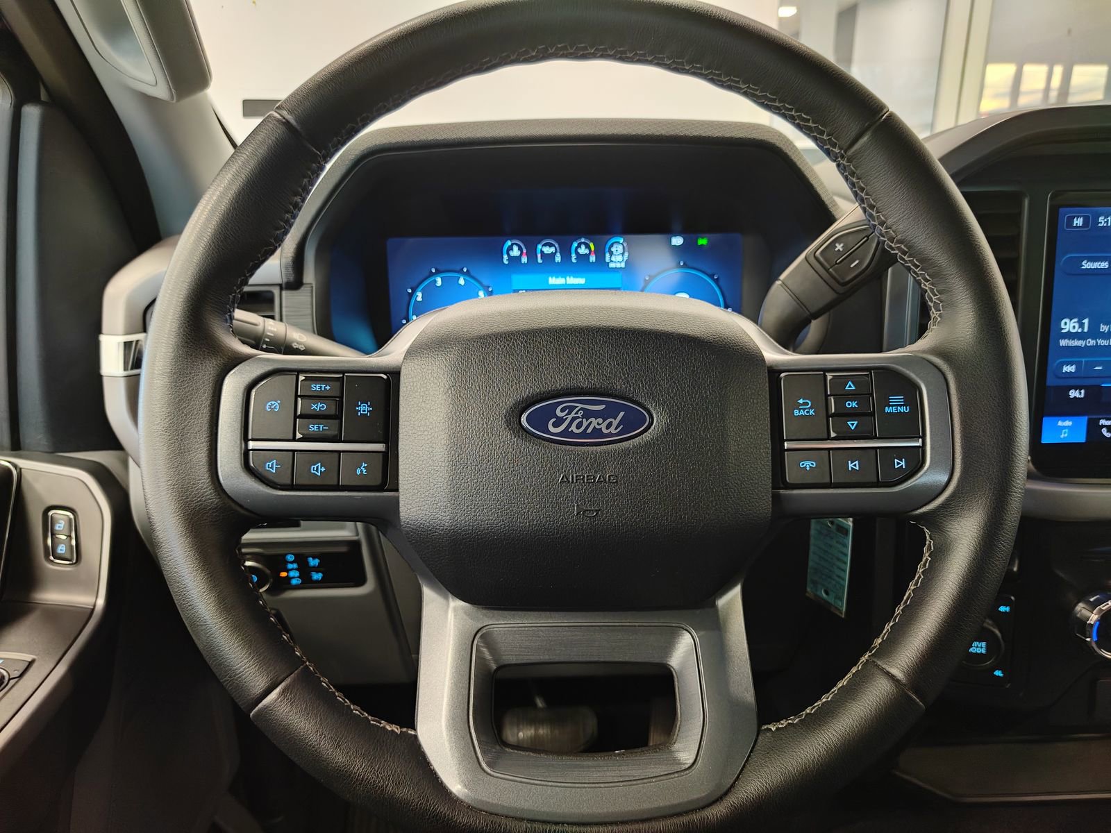 Used 2025 Ford F150 XLT w/ Equipment Group 301A Standard image 20