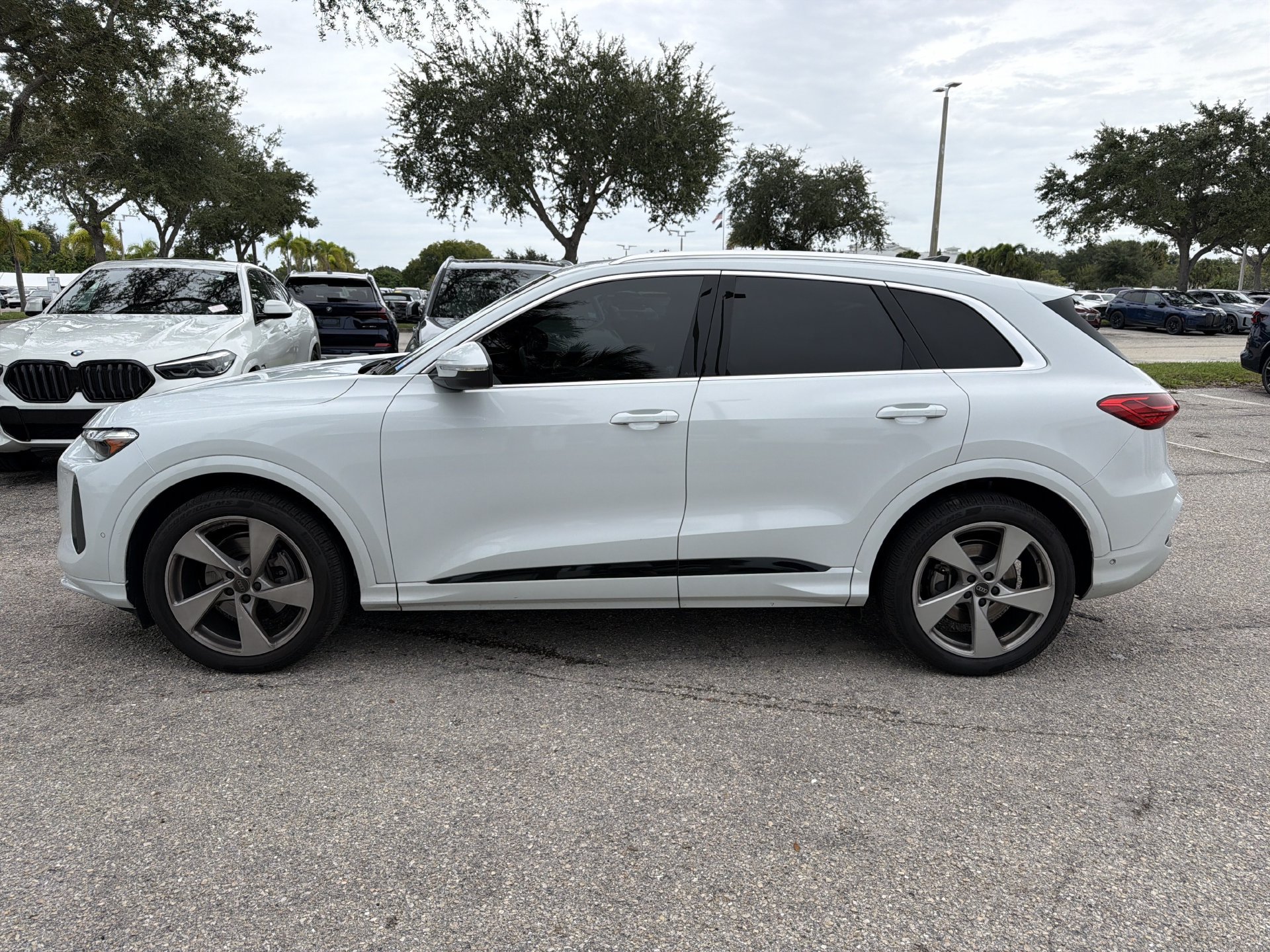 Used 2025 Audi Q5 Prestige AWD/4WD image 7