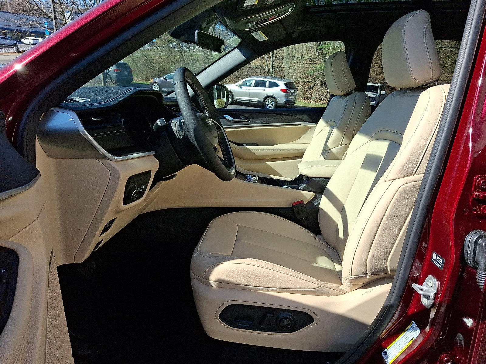 New 2026 Jeep Grand Cherokee Limited image 9