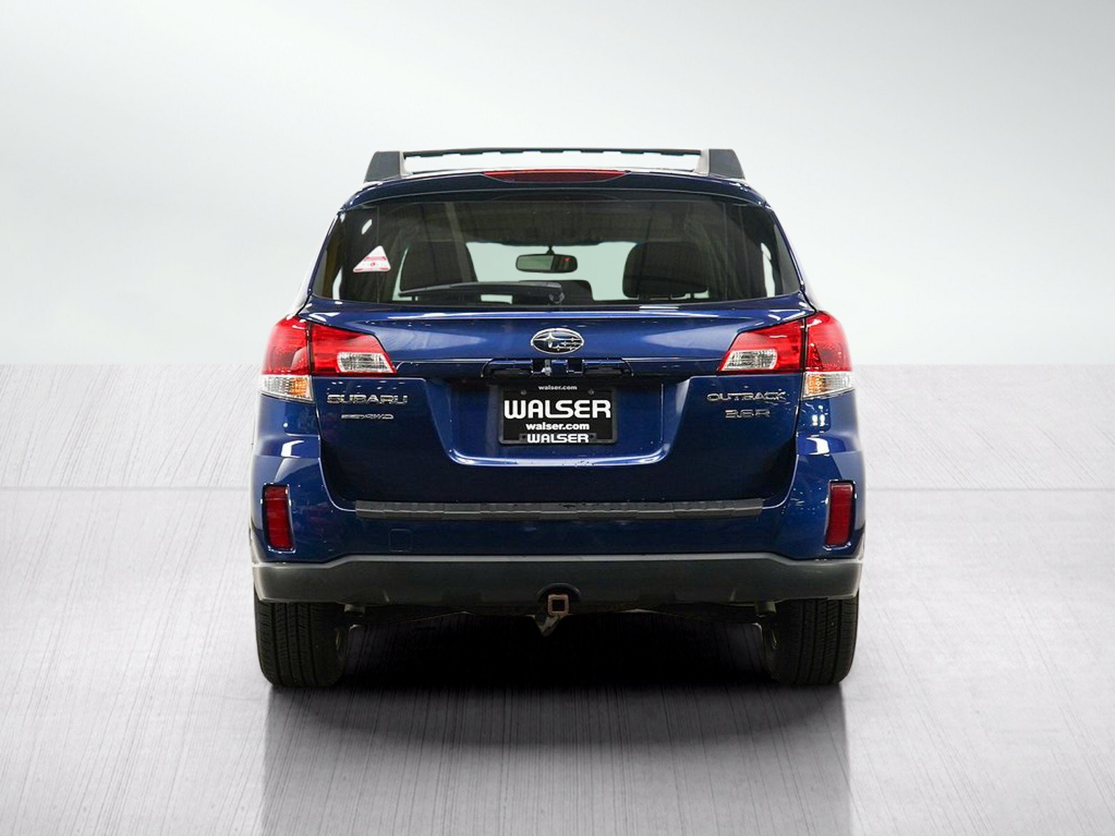 Used 2010 Subaru Outback 3.6R Limited AWD/4WD image 4