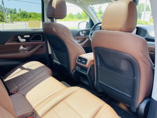 Used 2024 Mercedes-Benz GLE 350 4MATIC w/ 3rd Row Seat Package image 13