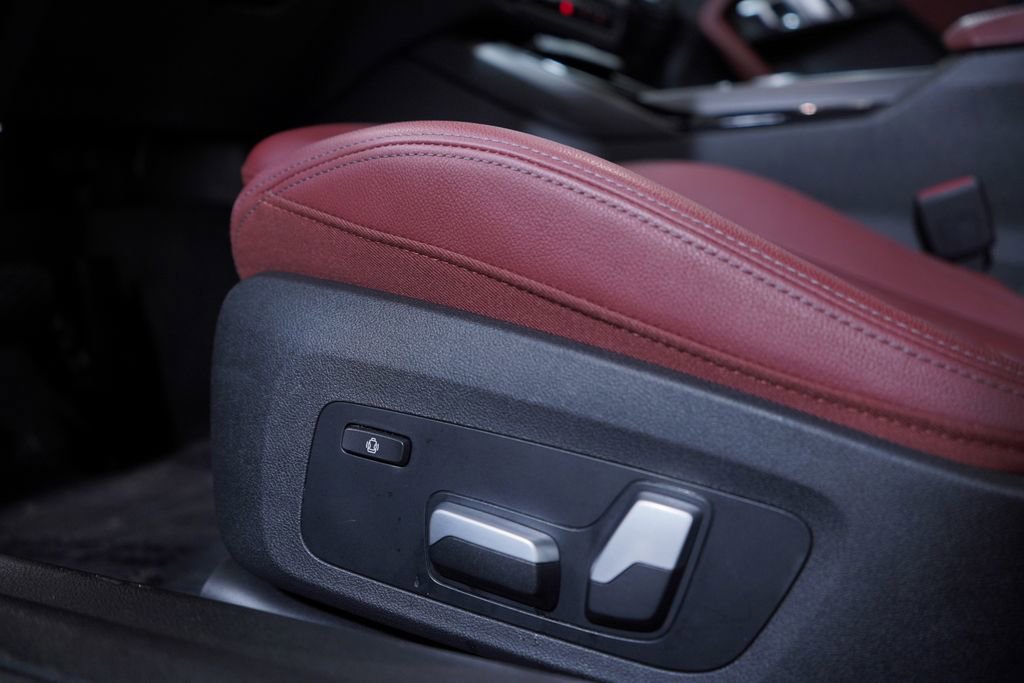 Used 2023 BMW 230i xDrive Coupe w/ Convenience Package image 17