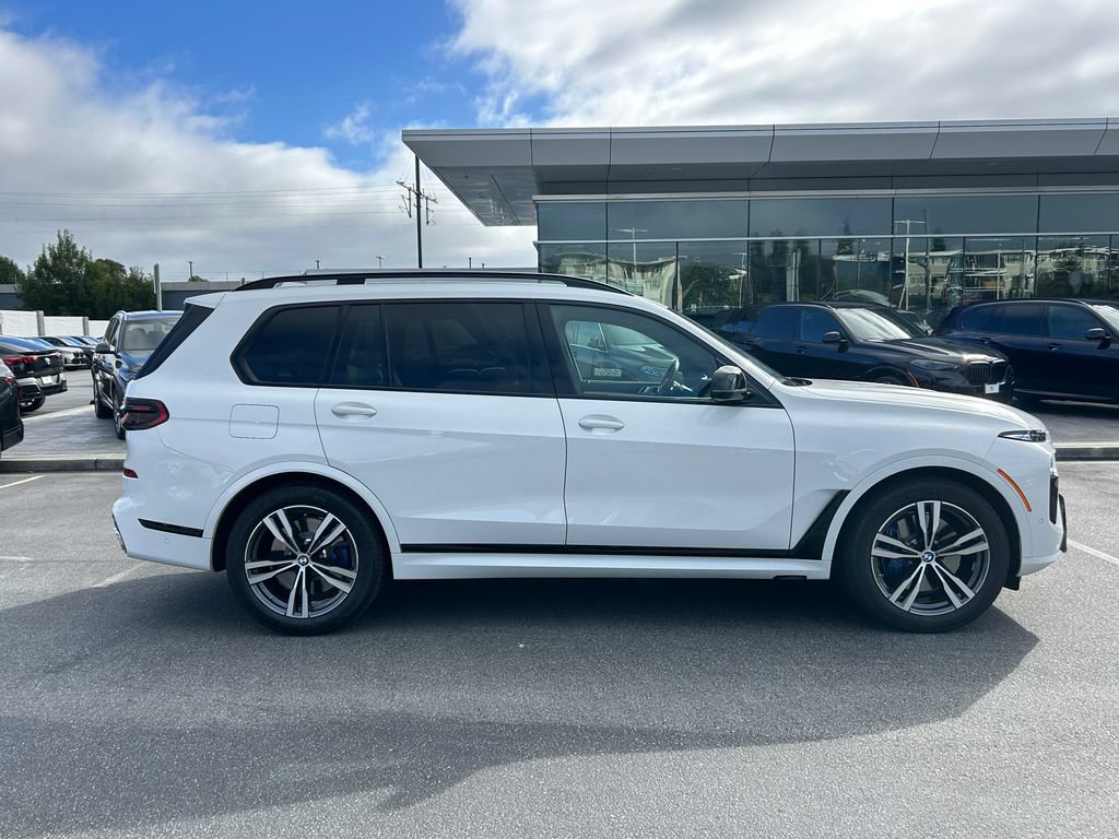 Used 2026 BMW X7 M60i AWD/4WD image 6