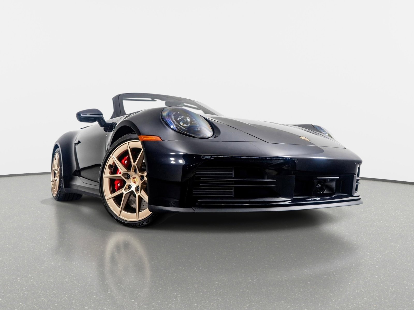 Used 2025 Porsche 911 Carrera S RWD image 4