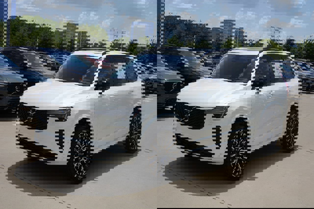New 2026 Volvo XC90 B6 Ultra image 2