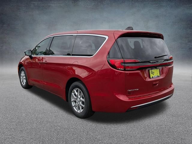 New 2027 Chrysler Pacifica Select FWD image 5