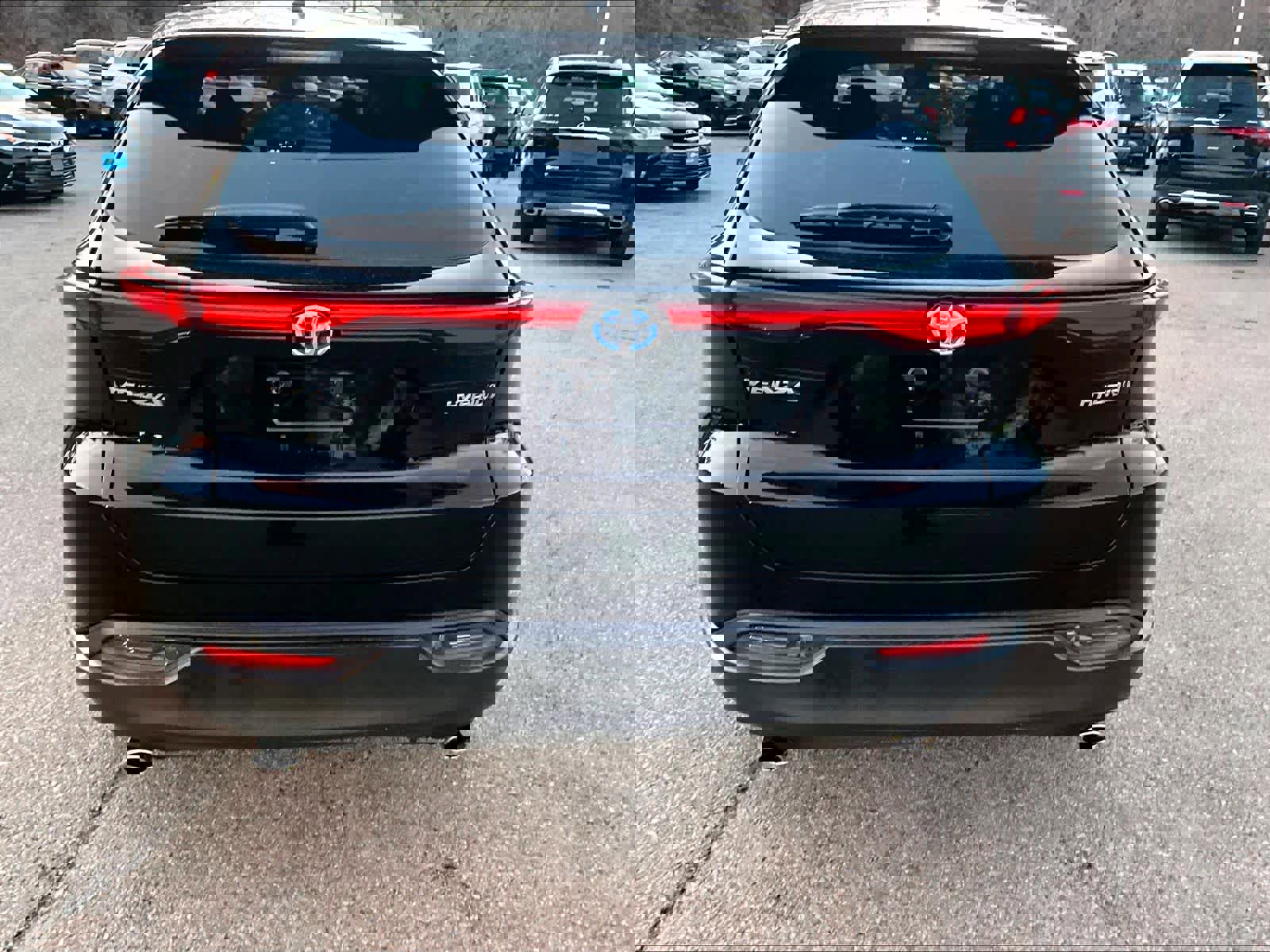 Used 2021 Toyota Venza LE w/ Carpet Mat Package (TMS) image 7