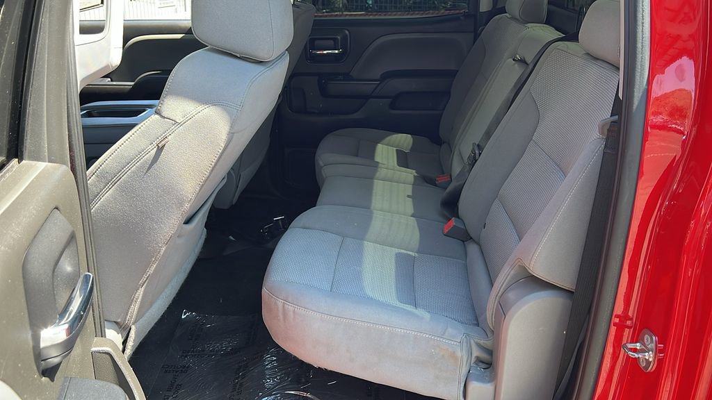 Used 2018 Chevrolet Silverado 1500 Custom w/ Custom Value Package RWD image 12