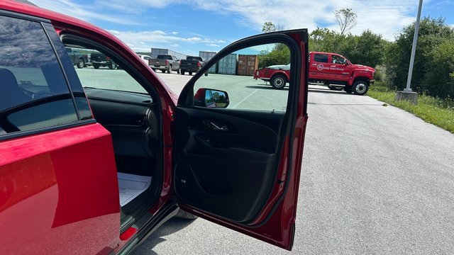 Certified 2023 Chevrolet Traverse RS image 47