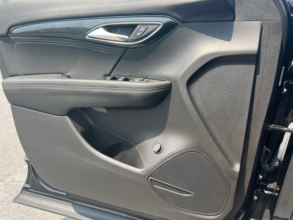Used 2023 Buick Envision Preferred FWD image 18