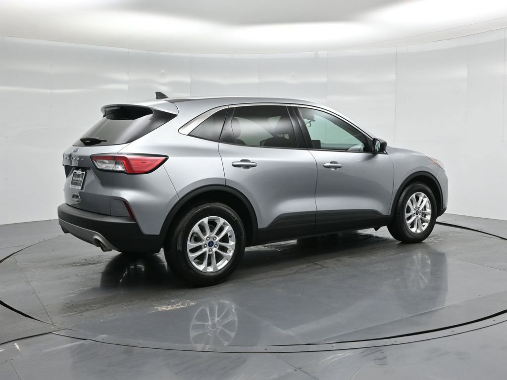 Certified 2022 Ford Escape SE image 24