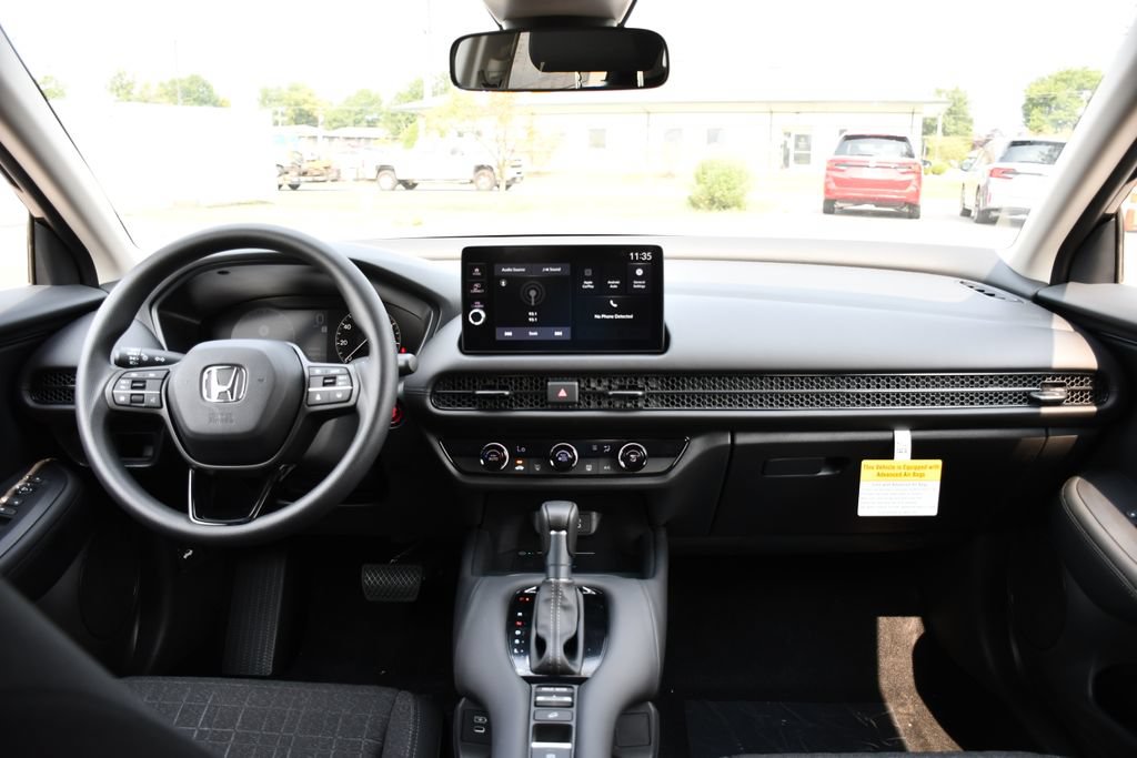 New 2027 Honda HR-V LX image 17