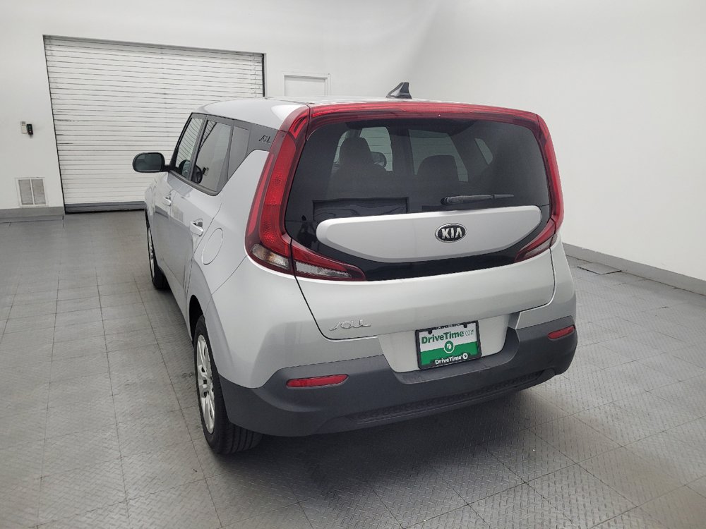 Used 2020 Kia Soul LX FWD image 6
