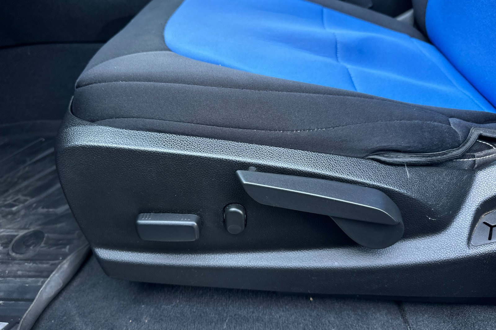 Used 2019 Chevrolet Colorado ZR2 image 12