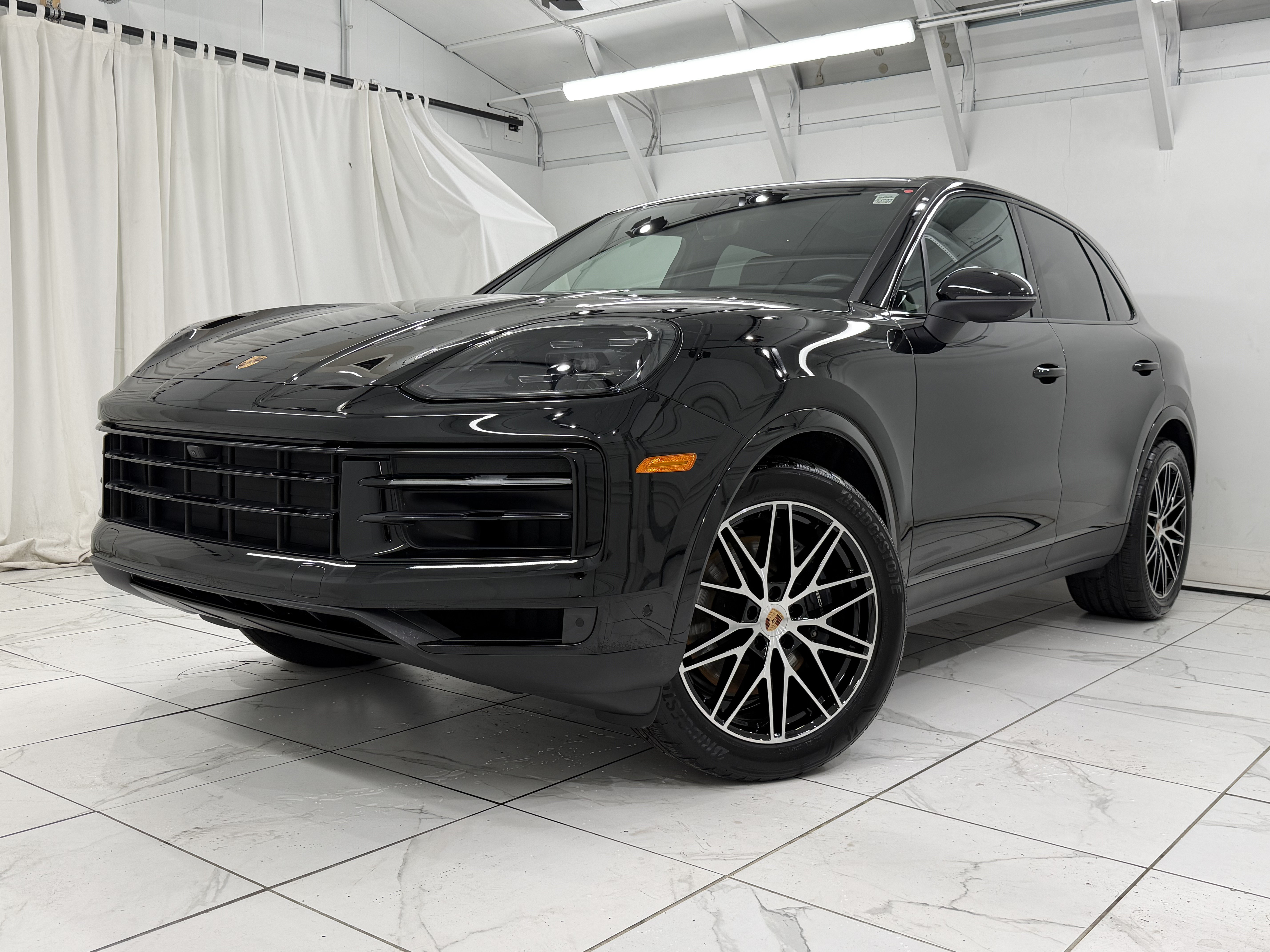 Certified 2026 Porsche Cayenne AWD/4WD image 7