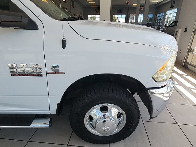 Used 2014 RAM 3500 Tradesman w/ Chrome Appearance Group RWD image 16