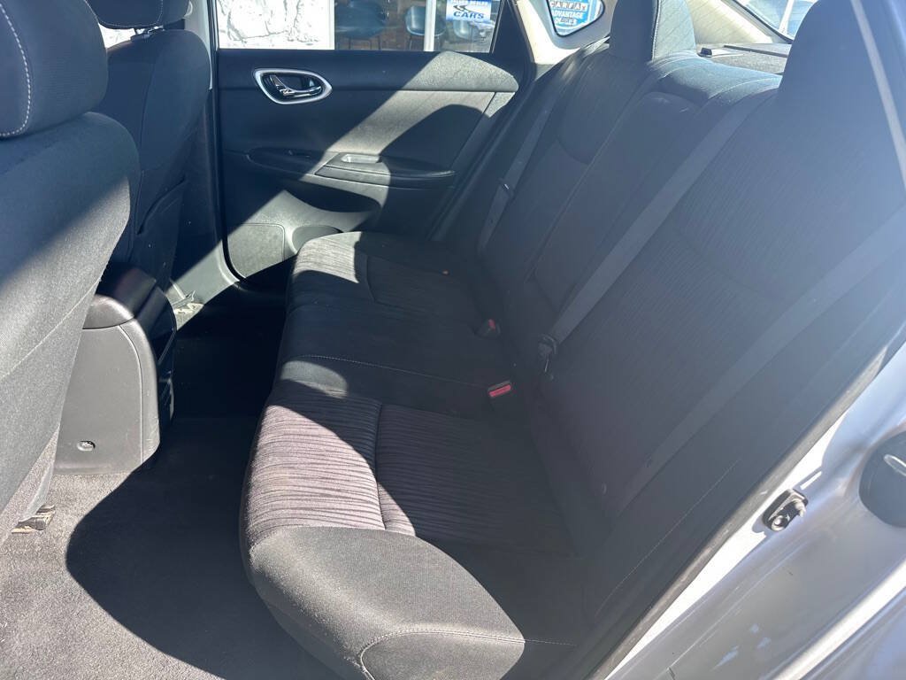 Used 2019 Nissan Sentra SV FWD image 16