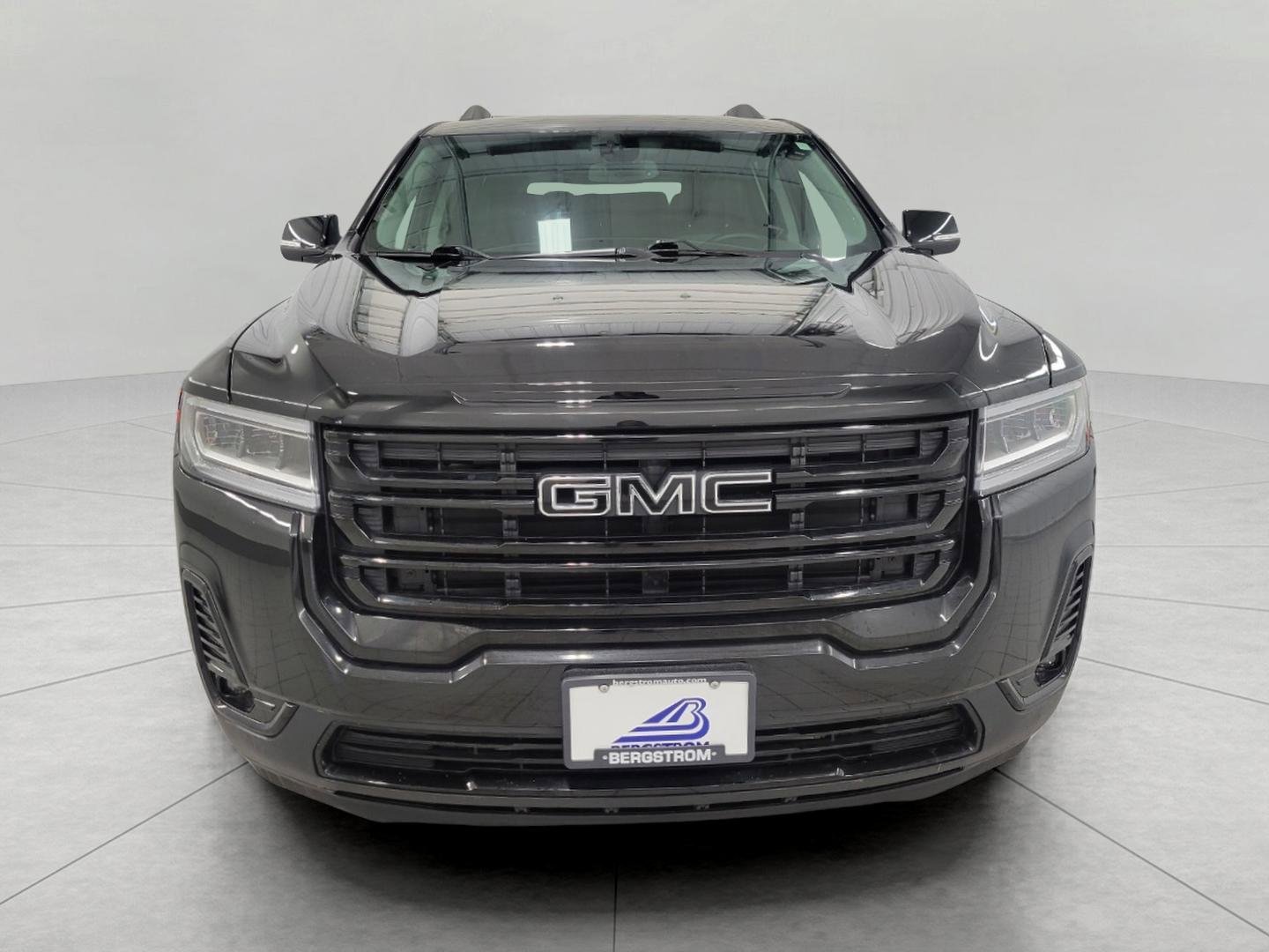 Used 2023 GMC Acadia SLT w/ Elevation Edition image 13