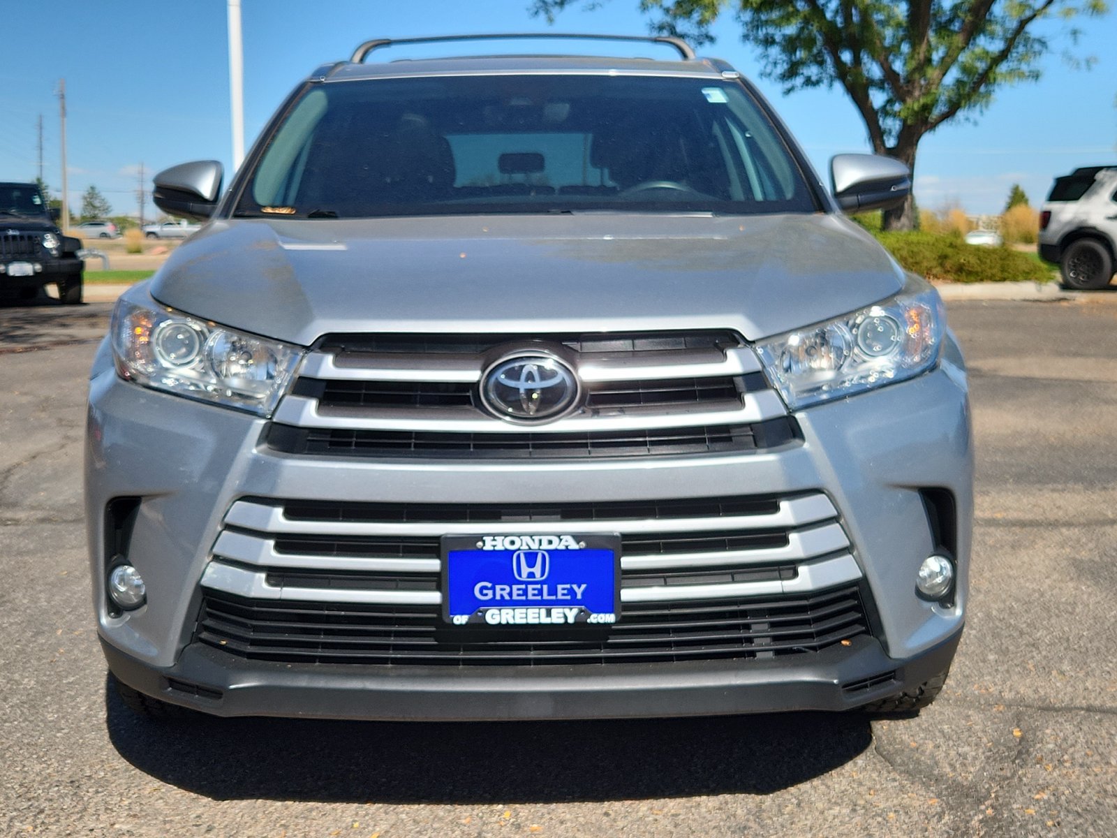 Used 2018 Toyota Highlander XLE AWD/4WD image 8