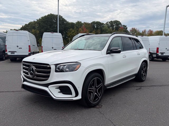New 2026 Mercedes-Benz GLS 450 4MATIC image 3